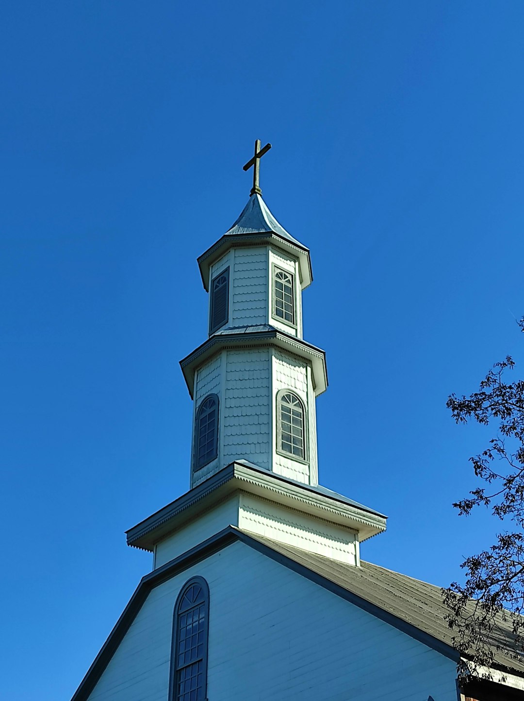 Discover Dalcahue: A Coastal Gem of Chiloé Culture