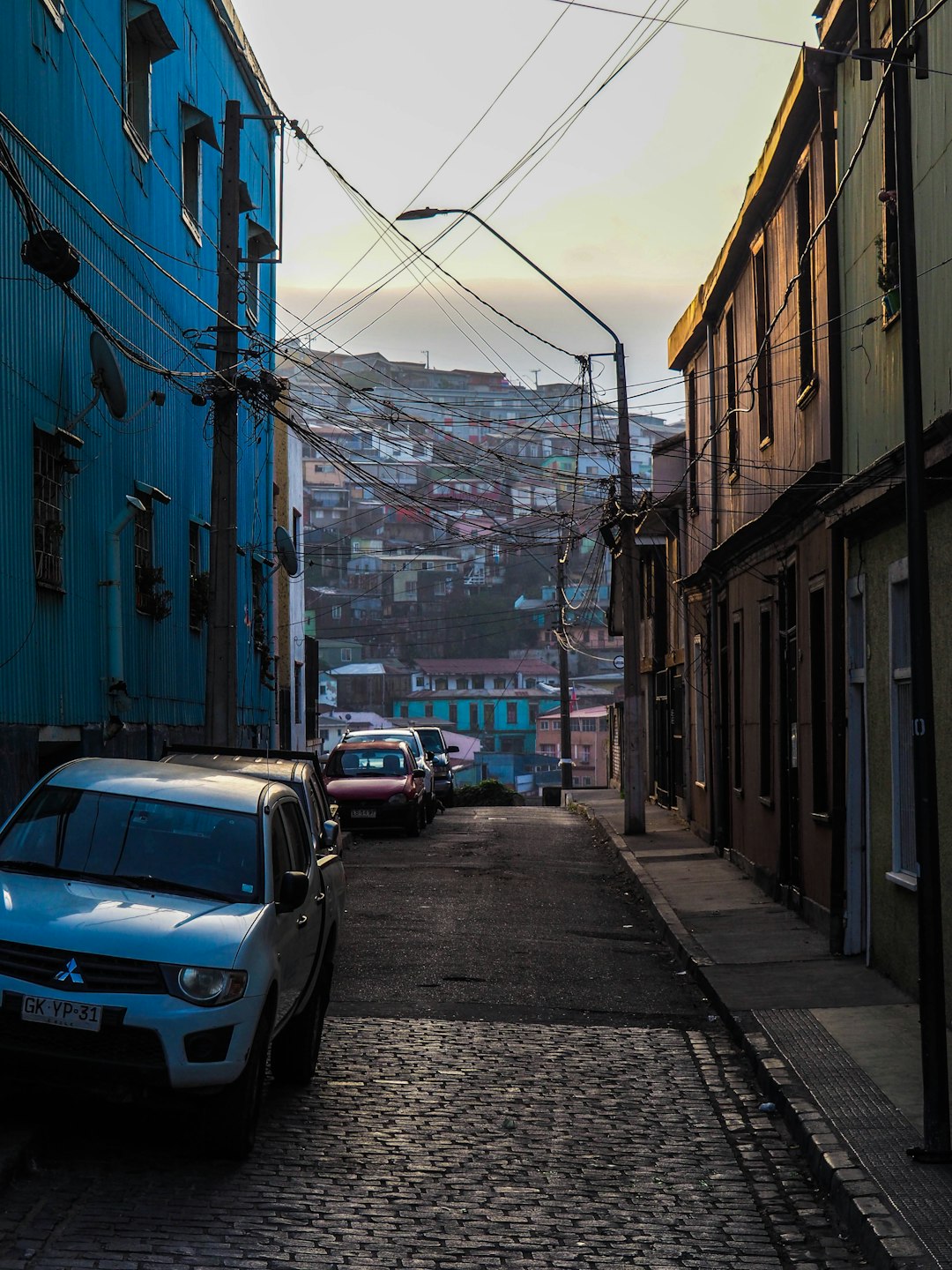 Explore Cerro Alegre: Valparaíso's Colorful Cultural Hub